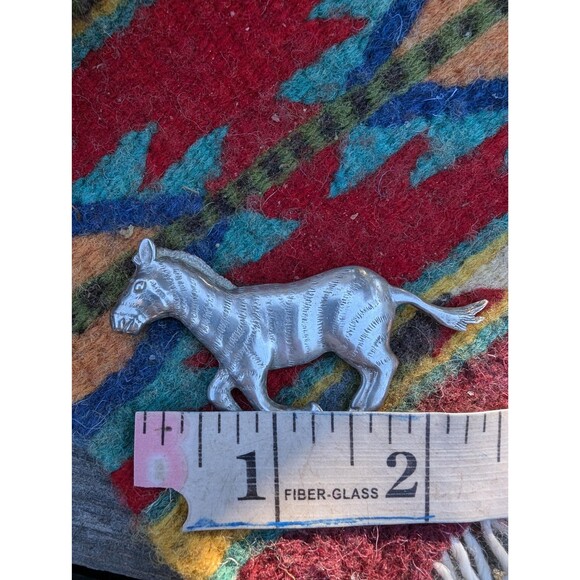 Vintage Sterling Silver Zebra Brooch // Retro Hat Pin, Scarf Pin, Lapel Pin - Picture 8 of 9